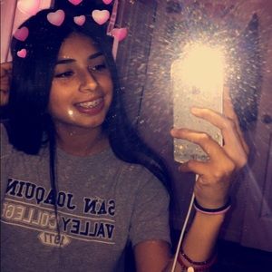 Meet your Posher, Alexandra